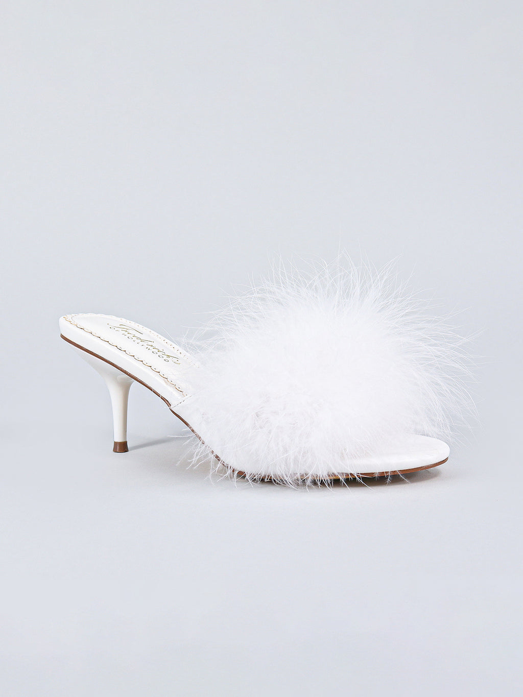 Luxor Feather Mule in White Frederick #39 s Of Hollywood