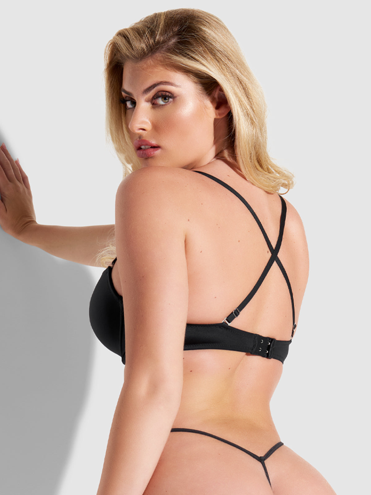 Hollywood Exxtreme Push Up Bra