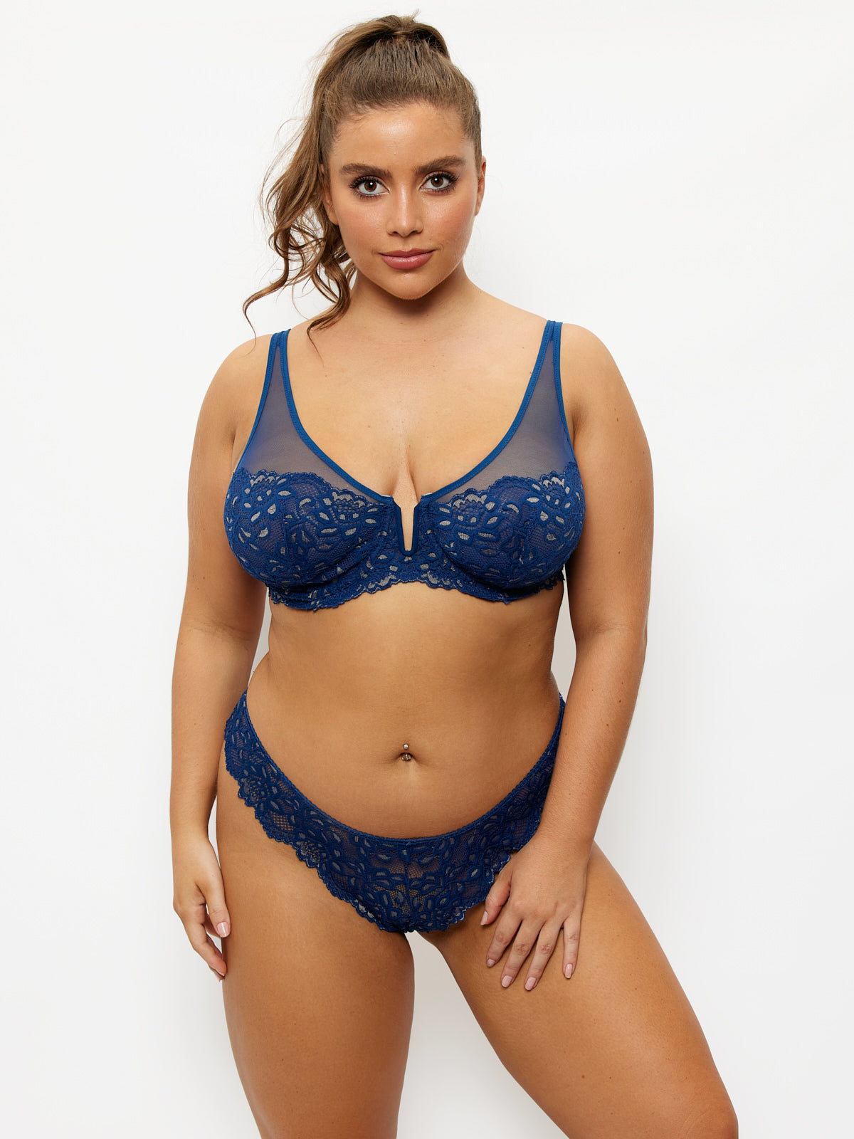 Jessica Lace Full Figure Bra - Fredericks of Hollywood