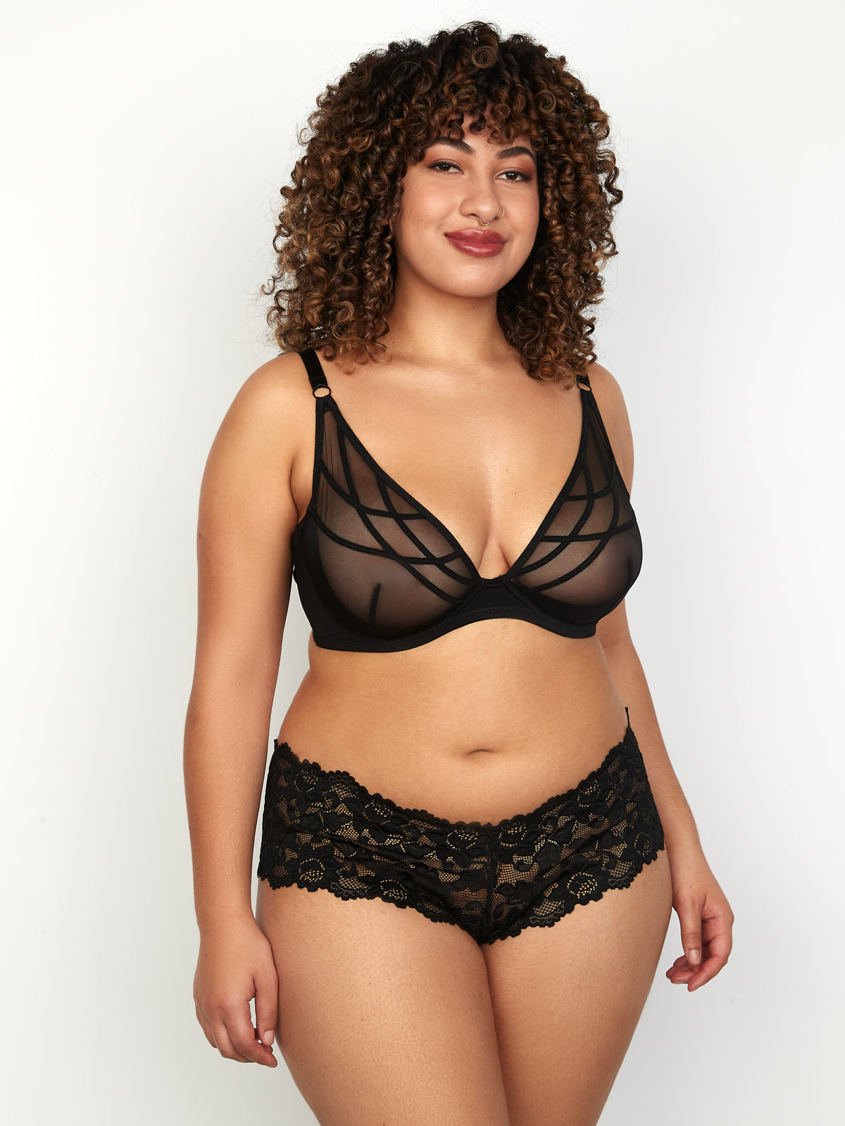 Aria Mesh Full Figure Underwire Bra - Fredericks of Hollywood